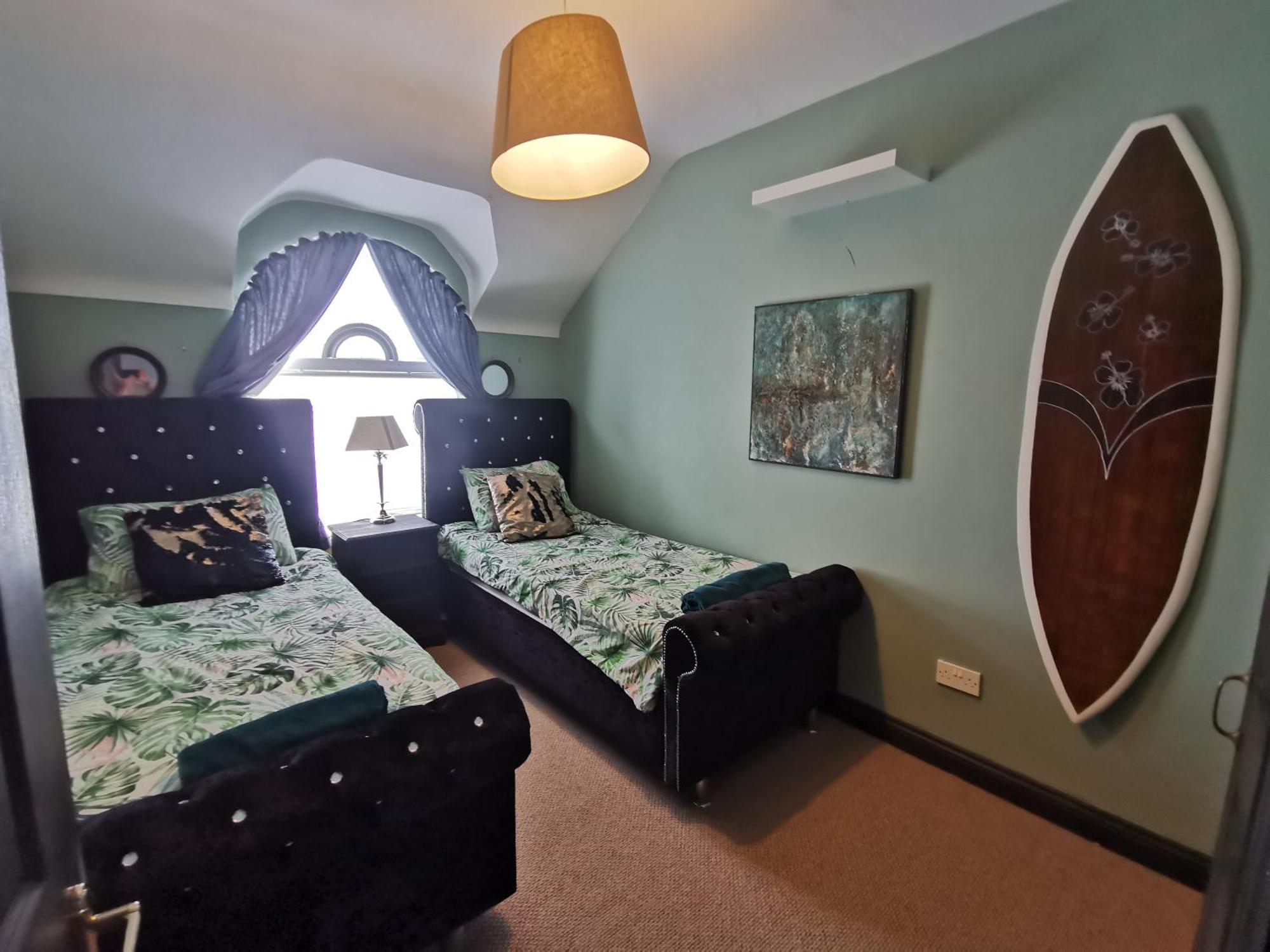 Palm Cove Bundoran Luxurious Sea View Balcony Free Wifi Netflix Sleeps 5 Apartment Exterior foto