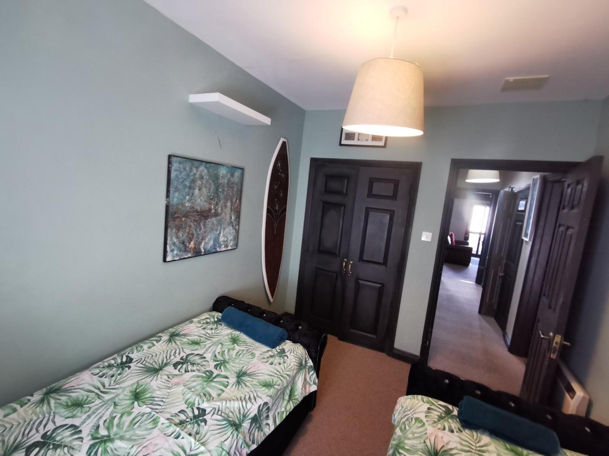 Palm Cove Bundoran Luxurious Sea View Balcony Free Wifi Netflix Sleeps 5 Apartment Exterior foto